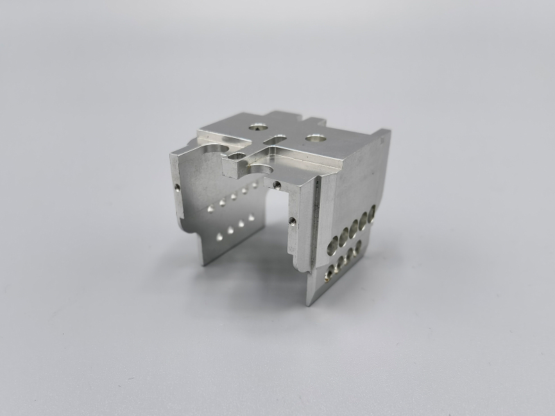 CNC1_AKINO